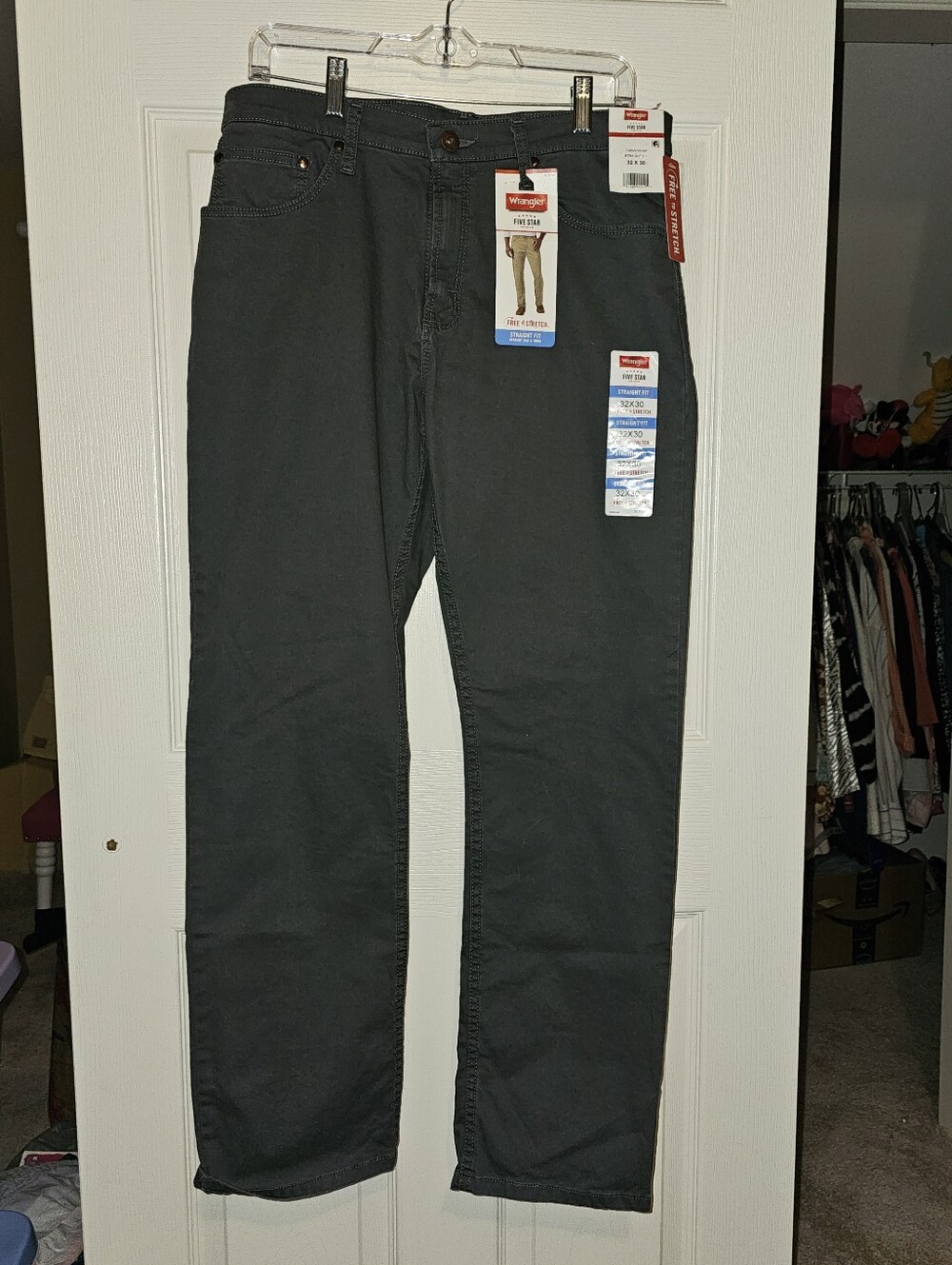 Wrangler Men's Straight Leg Jeans in Charcoal 32 X 30 NWT